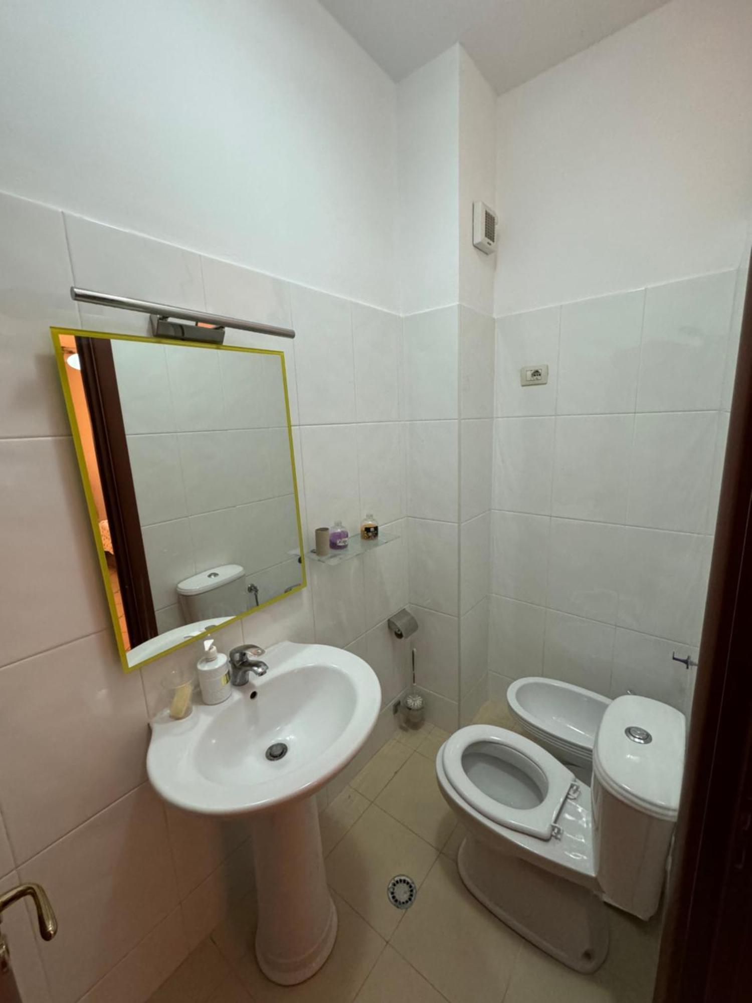 3 Bedrooms Apartment Shkodër Eksteriør bilde